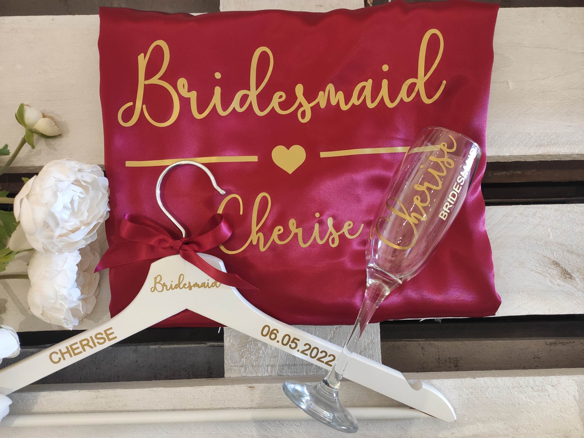 Customized Cartoon Art Couple Car Hanger